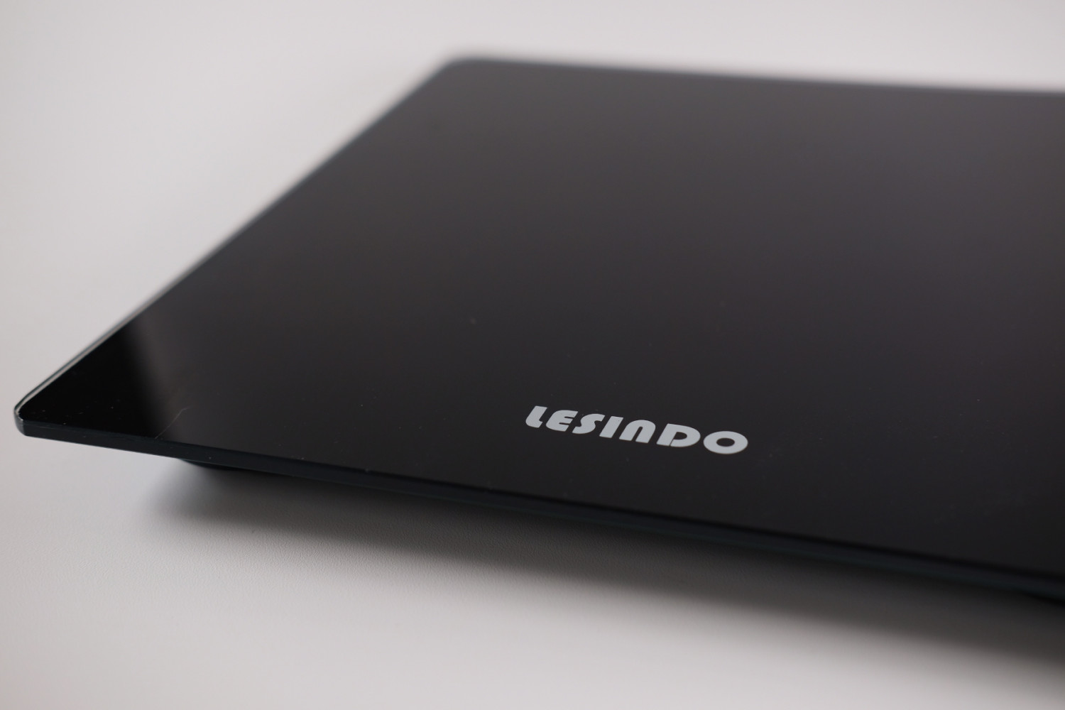 LESINDO Timbangan Badan Digital LS11